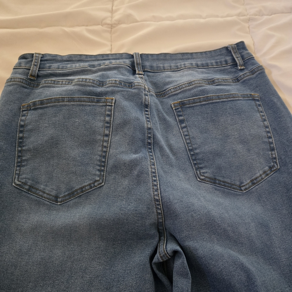 Wide Leg Blue Denim Jeans - Picture 5 of 6